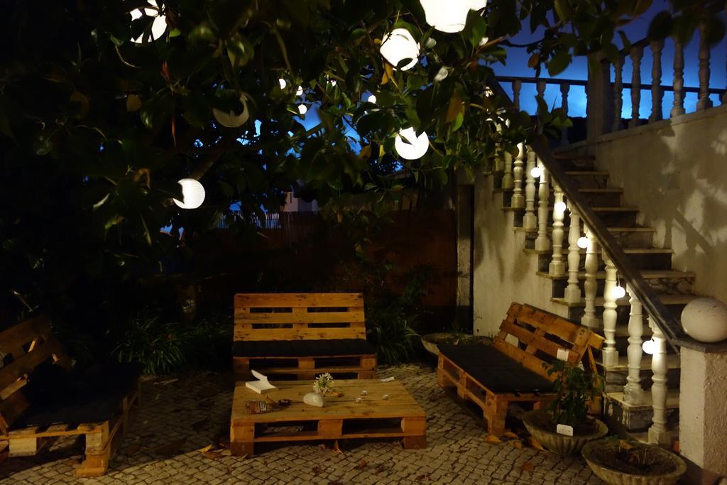 Moka Surfhouse Albergue Ericeira Exterior foto