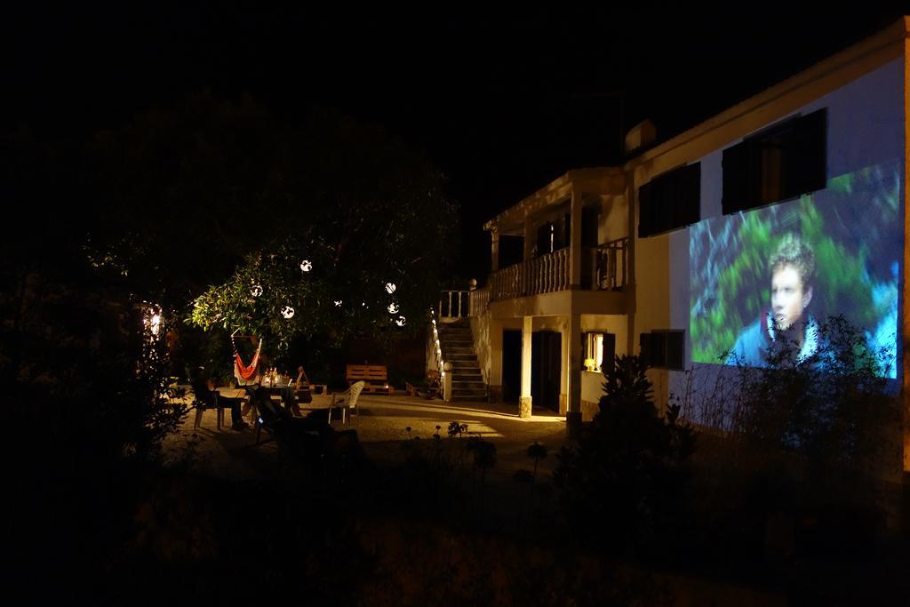 Moka Surfhouse Albergue Ericeira Exterior foto